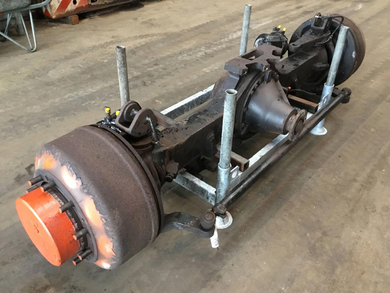 Terex AC 100 axle 5 - Ось и запчасти для Мобильных кранов: фото 2 Terex AC 100 axle 5 - Ось и запчасти для Мобильных кранов: фото 2