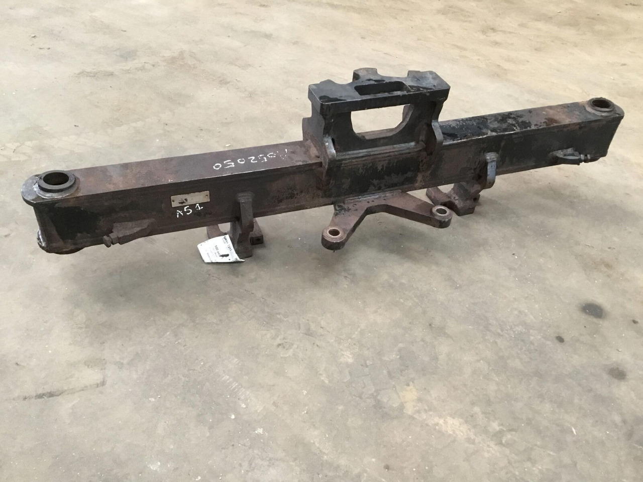 Terex AC 100 axle housing axle 1 - Ось и запчасти для Мобильных кранов: фото 1 Terex AC 100 axle housing axle 1 - Ось и запчасти для Мобильных кранов: фото 1