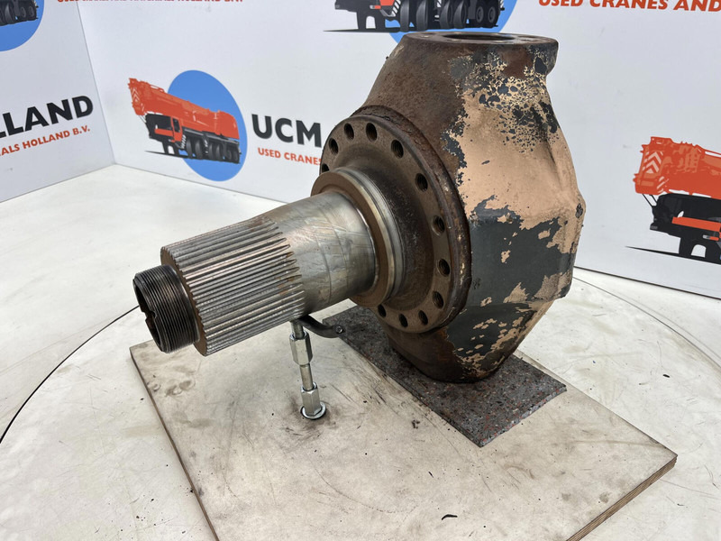 Terex AC 155 steering knuckle 16 holes axle 2 - Поворотный кулак для Кранов: фото 1 Terex AC 155 steering knuckle 16 holes axle 2 - Поворотный кулак для Кранов: фото 1