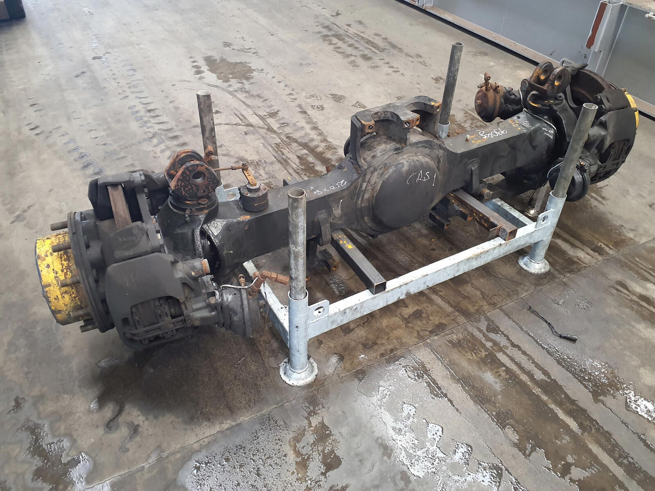 Terex AC 50-1 axle 1 - Ось и запчасти для Мобильных кранов: фото 1 Terex AC 50-1 axle 1 - Ось и запчасти для Мобильных кранов: фото 1