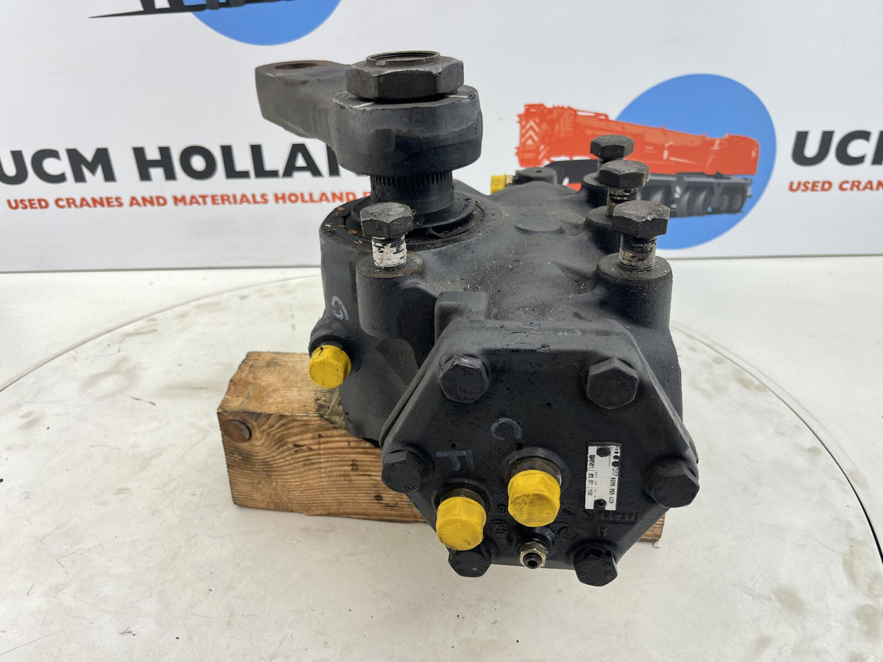 ZF ATF 50G-3 steering box ZF - Рулевой механизм для Мобильных кранов: фото 4 ZF ATF 50G-3 steering box ZF - Рулевой механизм для Мобильных кранов: фото 4