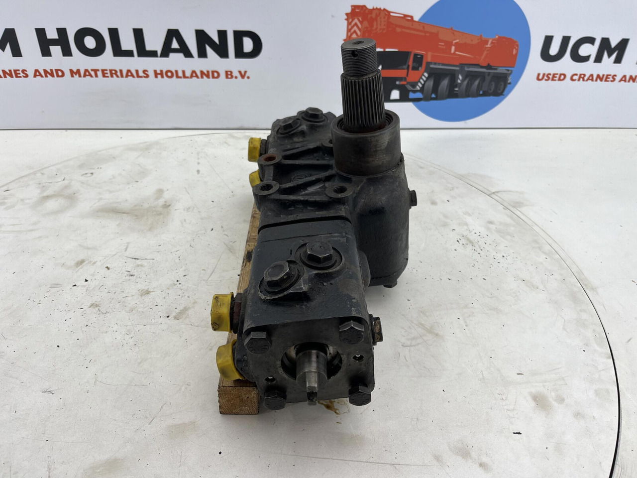 ZF Steering Box 120bar - Рулевой механизм для Кранов: фото 2 ZF Steering Box 120bar - Рулевой механизм для Кранов: фото 2