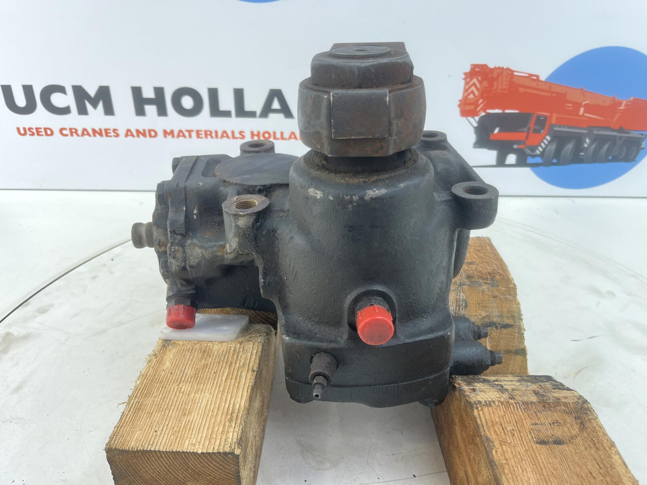 ZF Steering Box 130bar - Рулевой механизм для Мобильных кранов: фото 2 ZF Steering Box 130bar - Рулевой механизм для Мобильных кранов: фото 2