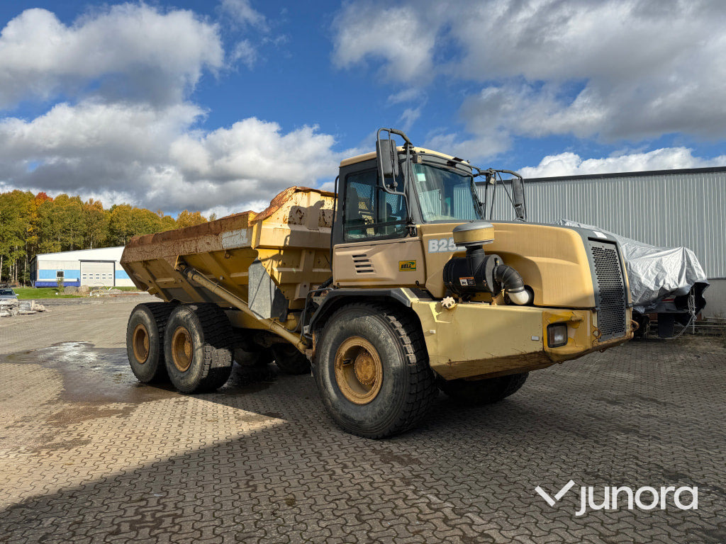 Сочленённый самосвал Dumper Bell B25D 6x6: фото 10