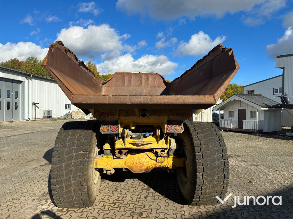Сочленённый самосвал Dumper Bell B25D 6x6: фото 6
