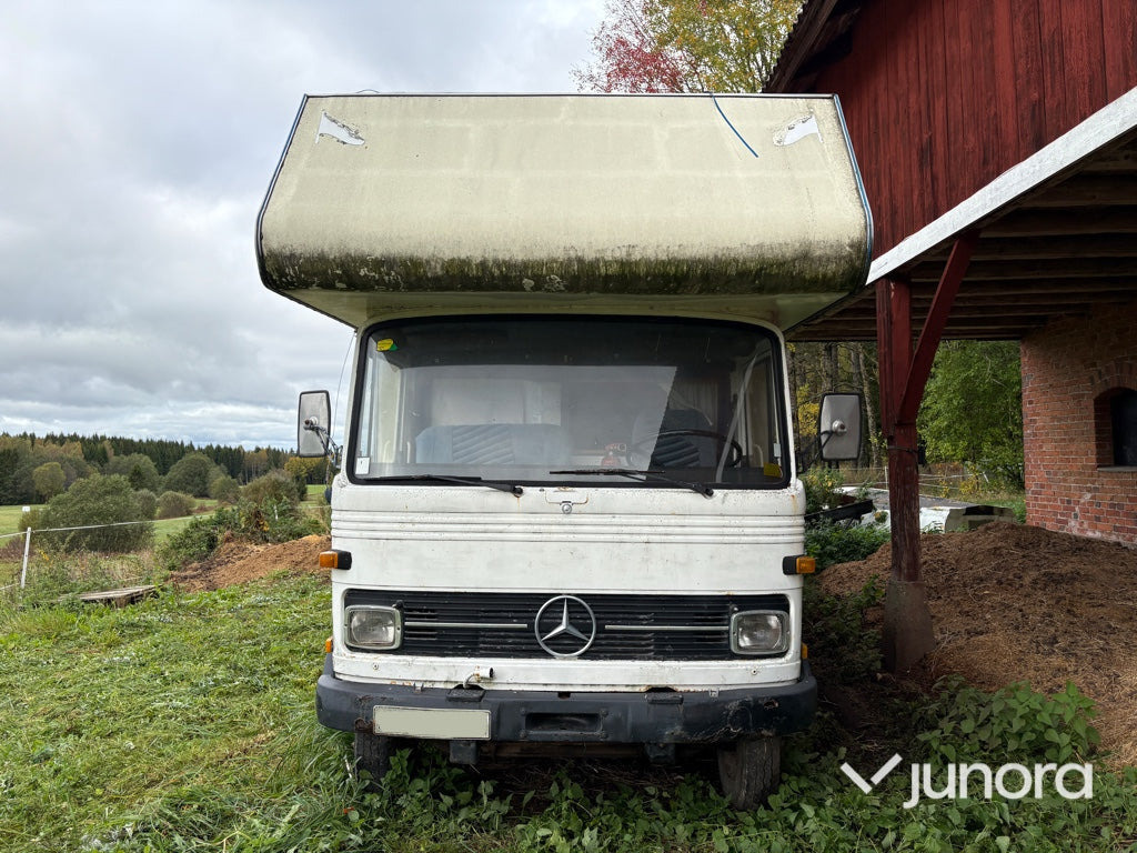 Husbil MERCEDES BENZ LP 608/32 - Альковный автодом: фото 2 Husbil MERCEDES BENZ LP 608/32 - Альковный автодом: фото 2