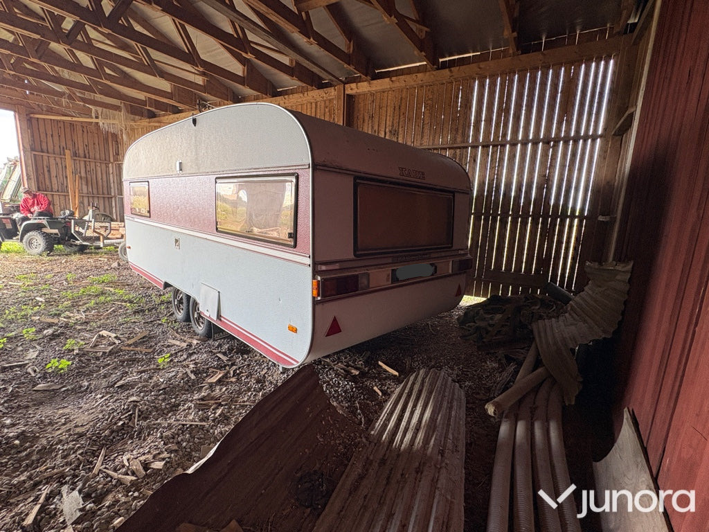 Husvagn - Kabe, Smaragd Grand Deluxe - Прицеп дача: фото 4 Husvagn - Kabe, Smaragd Grand Deluxe - Прицеп дача: фото 4