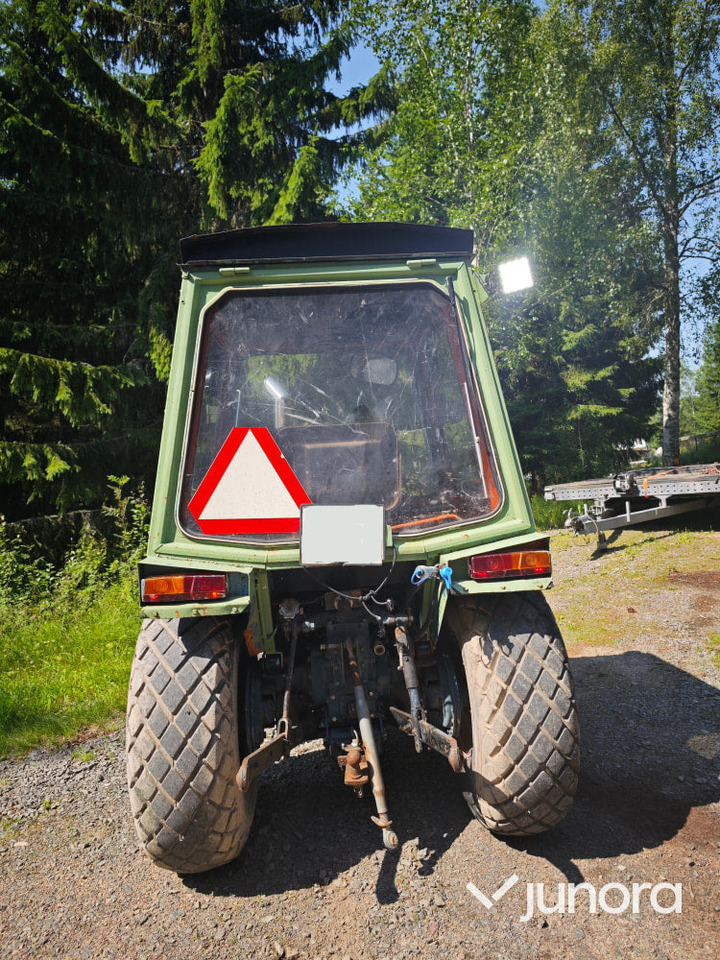 Kompakttraktor Kubota L245DT 4WD - Минитрактор: фото 4 Kompakttraktor Kubota L245DT 4WD - Минитрактор: фото 4