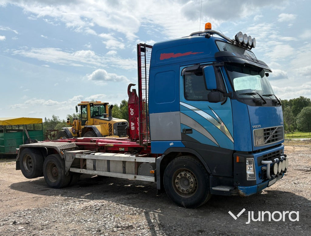 Lastbil Volvo FH12 - Крюковой мультилифт: фото 4 Lastbil Volvo FH12 - Крюковой мультилифт: фото 4