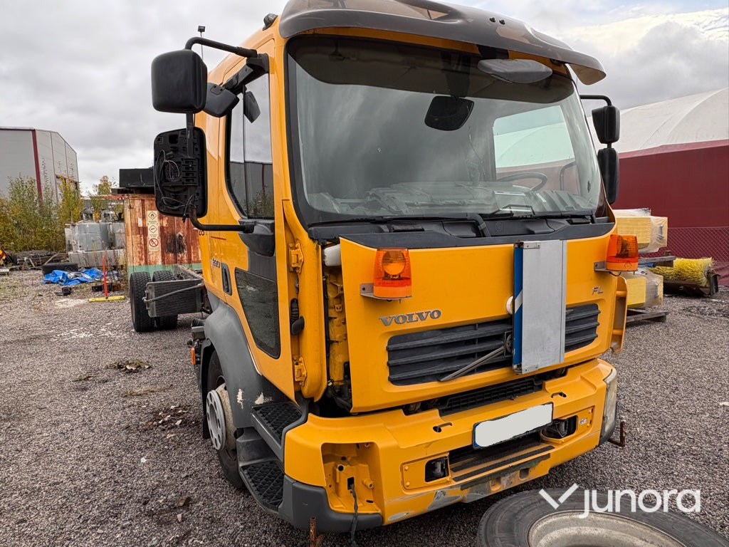 Lastbil - Volvo FL 4*2 - Грузовик-шасси: фото 3 Lastbil - Volvo FL 4*2 - Грузовик-шасси: фото 3