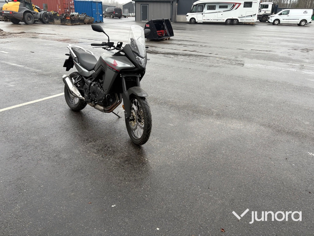 Motorcykel - Honda XL750 - Мотоцикл: фото 3 Motorcykel - Honda XL750 - Мотоцикл: фото 3