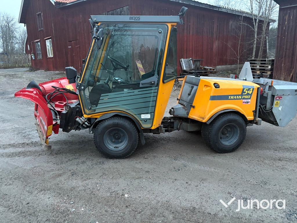 Redskapsbärare - Stiga, Belos - Снегоуборочная машина: фото 5 Redskapsbärare - Stiga, Belos - Снегоуборочная машина: фото 5