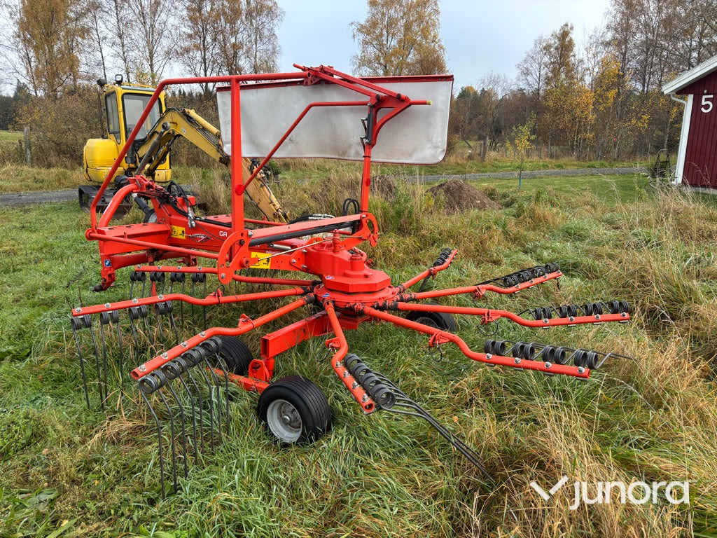 Strängläggare - Kuhn GA 4121 GM - Сеноворошилка: фото 5 Strängläggare - Kuhn GA 4121 GM - Сеноворошилка: фото 5