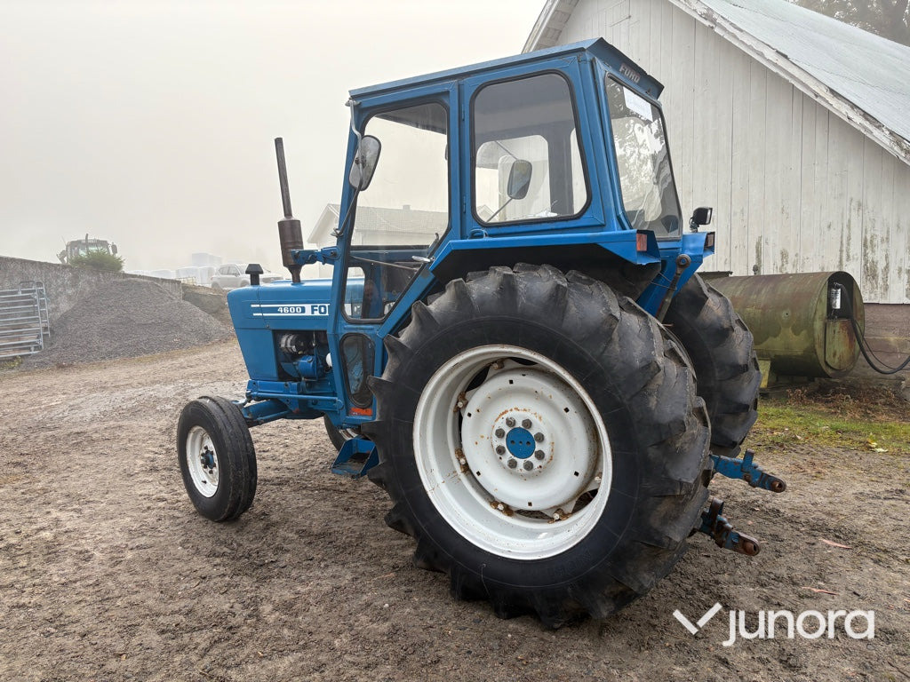 Traktor - Ford 4600 1976 - Трактор: фото 4 Traktor - Ford 4600 1976 - Трактор: фото 4