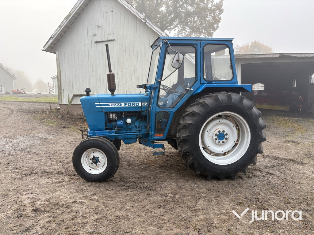 Traktor - Ford 4600 1976 - Трактор: фото 5 Traktor - Ford 4600 1976 - Трактор: фото 5