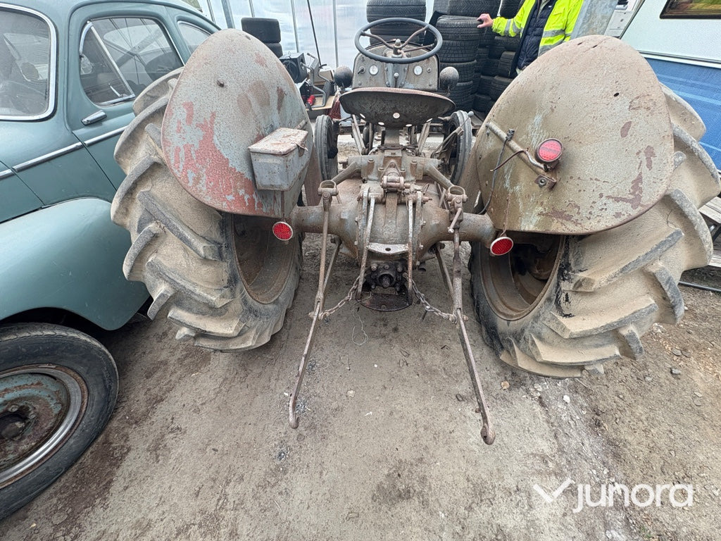 Traktor - Massey Ferguson, Grolle - Трактор: фото 5 Traktor - Massey Ferguson, Grolle - Трактор: фото 5