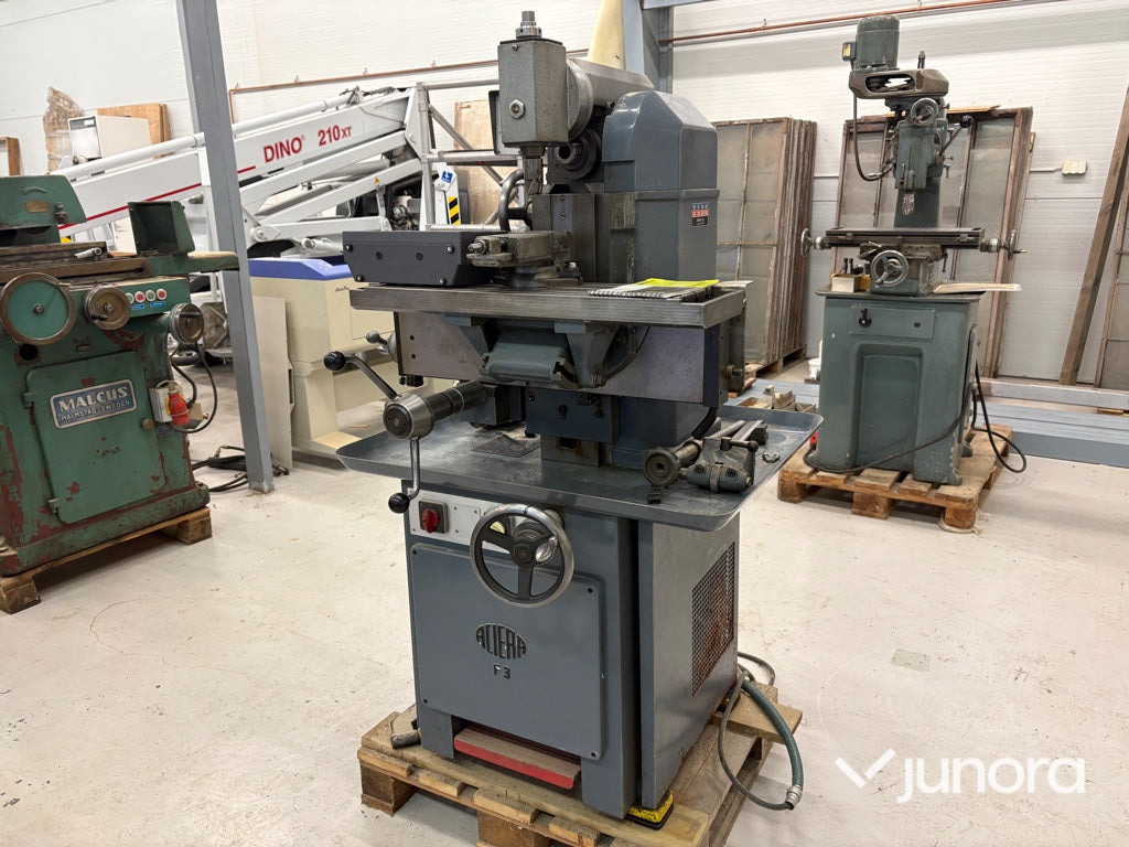 Vertikal- & horisontalfräsmaskin - Fräs Aciera F3 - Деревообрабатывающий станок: фото 1 Vertikal- & horisontalfräsmaskin - Fräs Aciera F3 - Деревообрабатывающий станок: фото 1