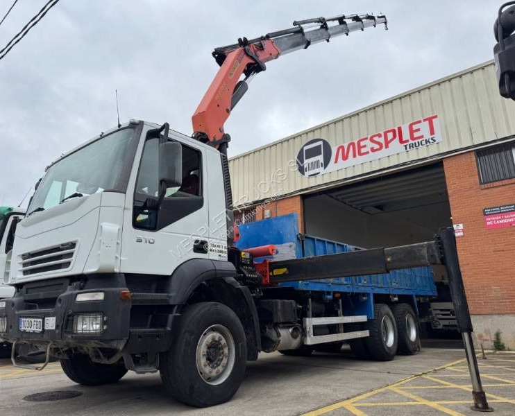 Iveco Trakker 310 - Грузовик бортовой/ Платформа: фото 1 Iveco Trakker 310 - Грузовик бортовой/ Платформа: фото 1