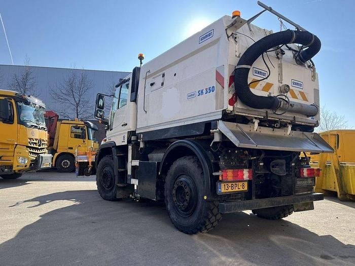Mercedes-Benz Unimog U400 U400 4 x 2 / Schmidt SK350 sweeper - Подметально-уборочная машина: фото 3 Mercedes-Benz Unimog U400 U400 4 x 2 / Schmidt SK350 sweeper - Подметально-уборочная машина: фото 3