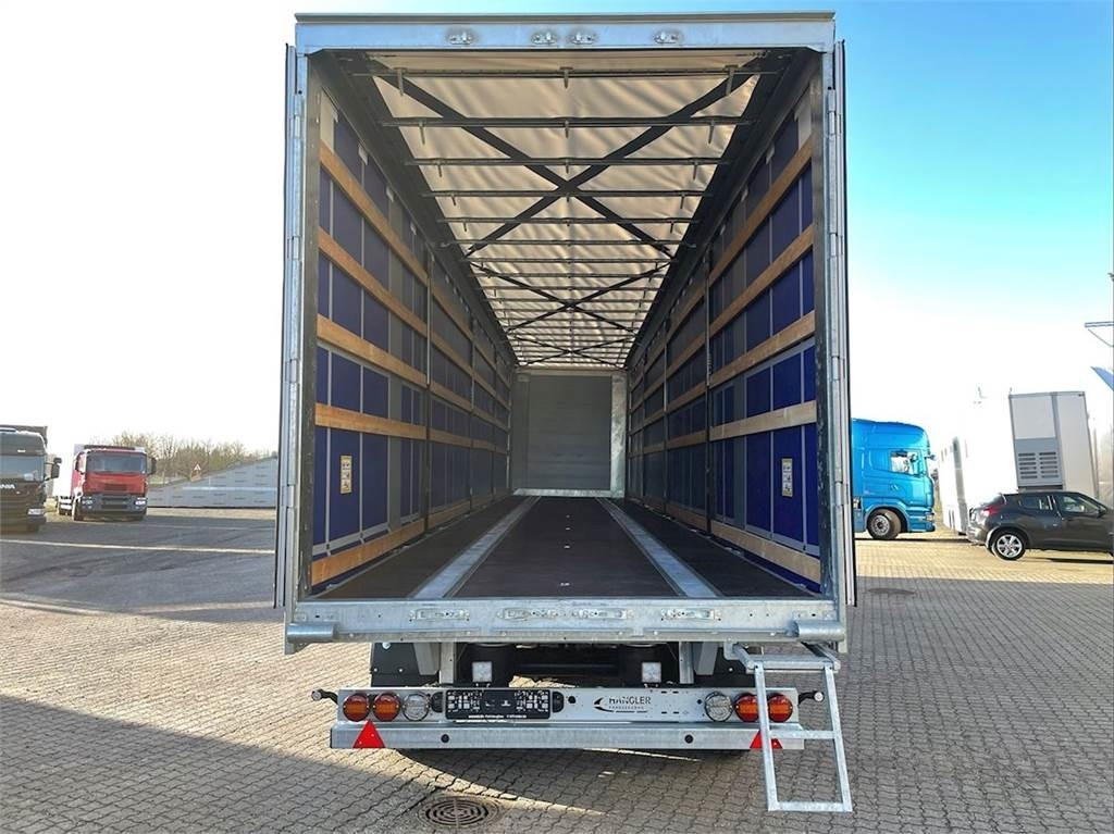 Hangler 4-aks Gardintrailer skydegardin DEMO - Тентованный полуприцеп: фото 4 Hangler 4-aks Gardintrailer skydegardin DEMO - Тентованный полуприцеп: фото 4