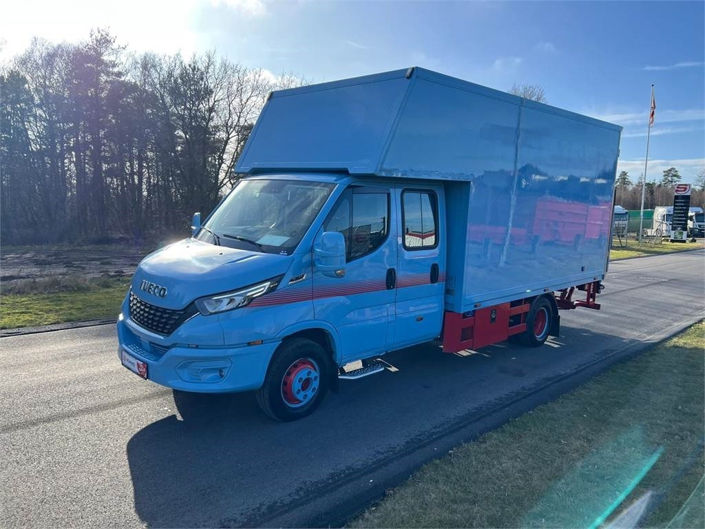 Iveco Daily 70C18 - dobbelt cab - Грузовик с закрытым кузовом: фото 1 Iveco Daily 70C18 - dobbelt cab - Грузовик с закрытым кузовом: фото 1