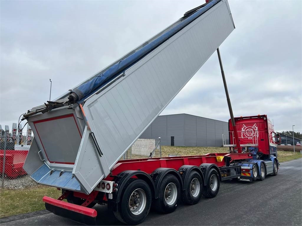 Langendorf 36 m3 4 akslet SKA 36 alu tiptrailer - Самосвальный полуприцеп: фото 1 Langendorf 36 m3 4 akslet SKA 36 alu tiptrailer - Самосвальный полуприцеп: фото 1