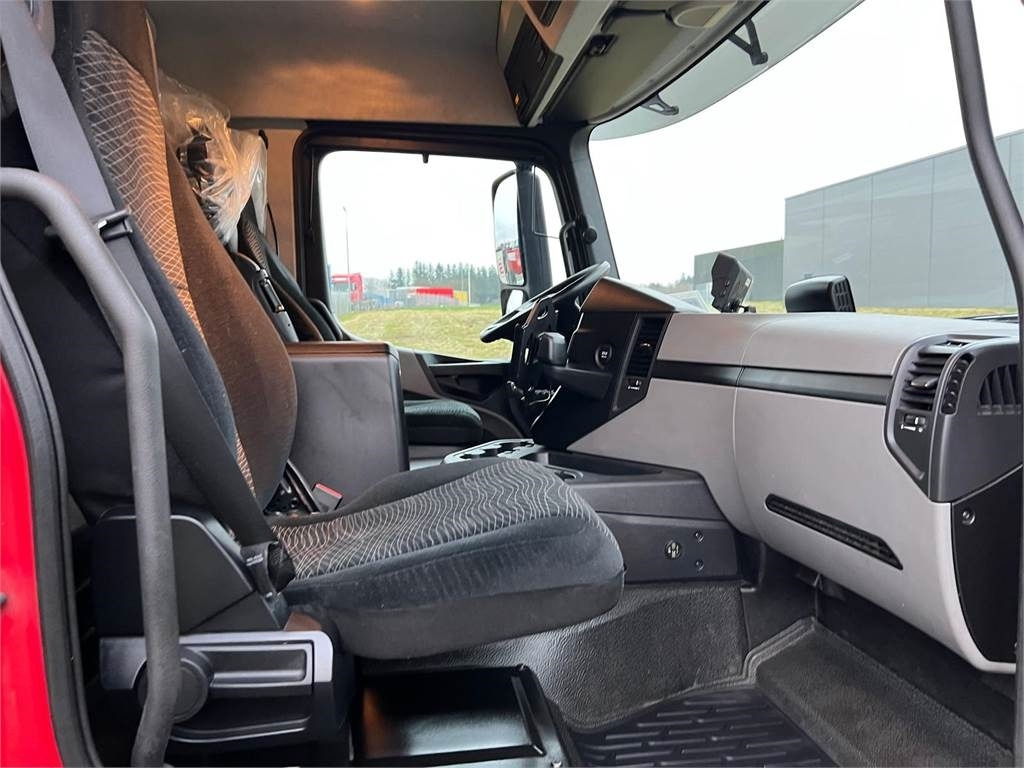 Mercedes-Benz Antos 1827 LnR - Грузовик с закрытым кузовом: фото 5 Mercedes-Benz Antos 1827 LnR - Грузовик с закрытым кузовом: фото 5