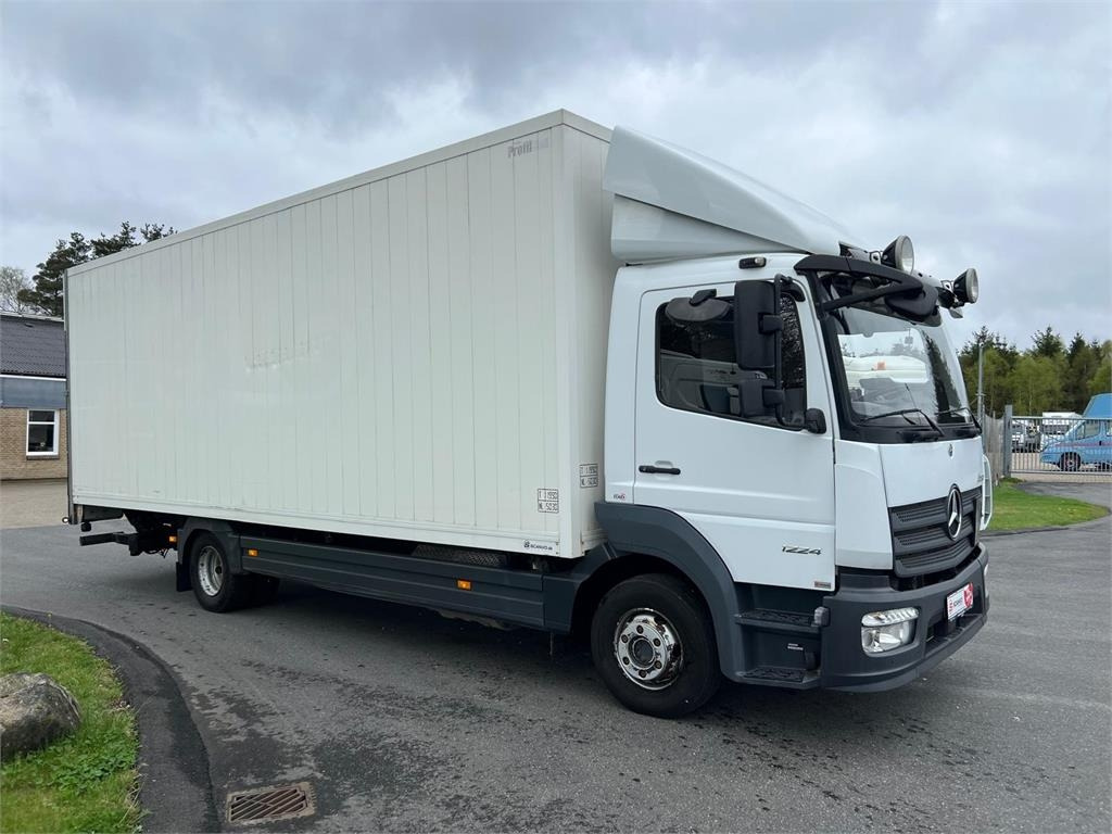Mercedes-Benz Atego 1224 LnR - Грузовик с закрытым кузовом: фото 2 Mercedes-Benz Atego 1224 LnR - Грузовик с закрытым кузовом: фото 2