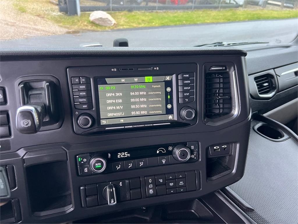 Scania P280 B 4x2 NB - Тентованный грузовик: фото 5 Scania P280 B 4x2 NB - Тентованный грузовик: фото 5