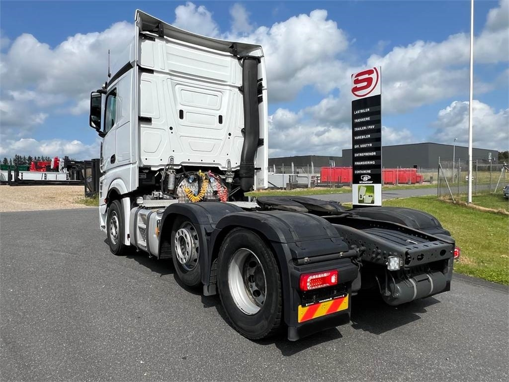 Mercedes-Benz Actros 2548 LS - Тягач: фото 3 Mercedes-Benz Actros 2548 LS - Тягач: фото 3