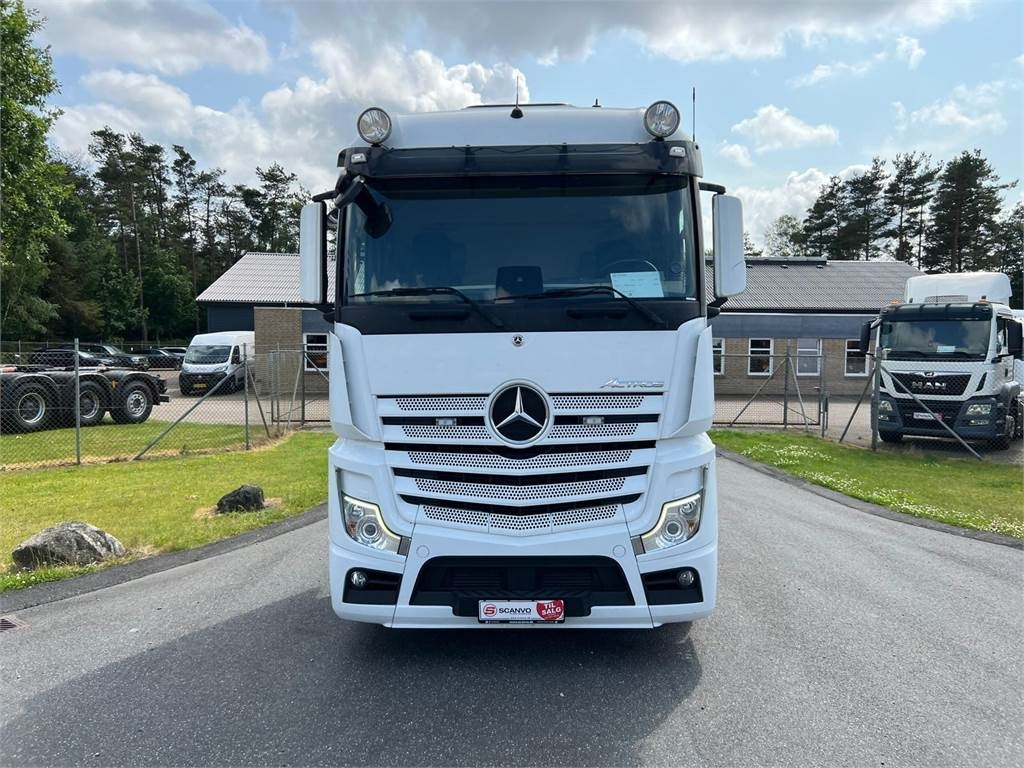 Mercedes-Benz Actros 2548 LS - Тягач: фото 5 Mercedes-Benz Actros 2548 LS - Тягач: фото 5