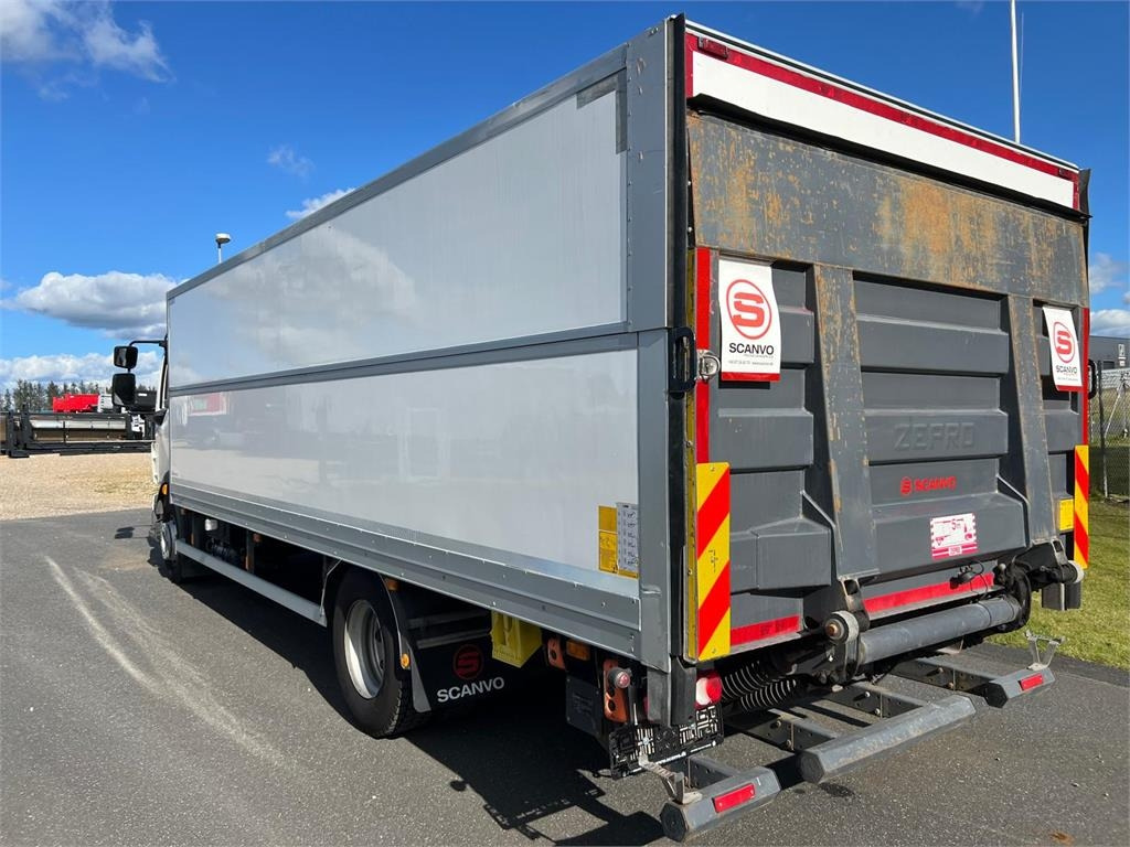 Грузовик с закрытым кузовом Volvo FL 250 16 ton: фото 7