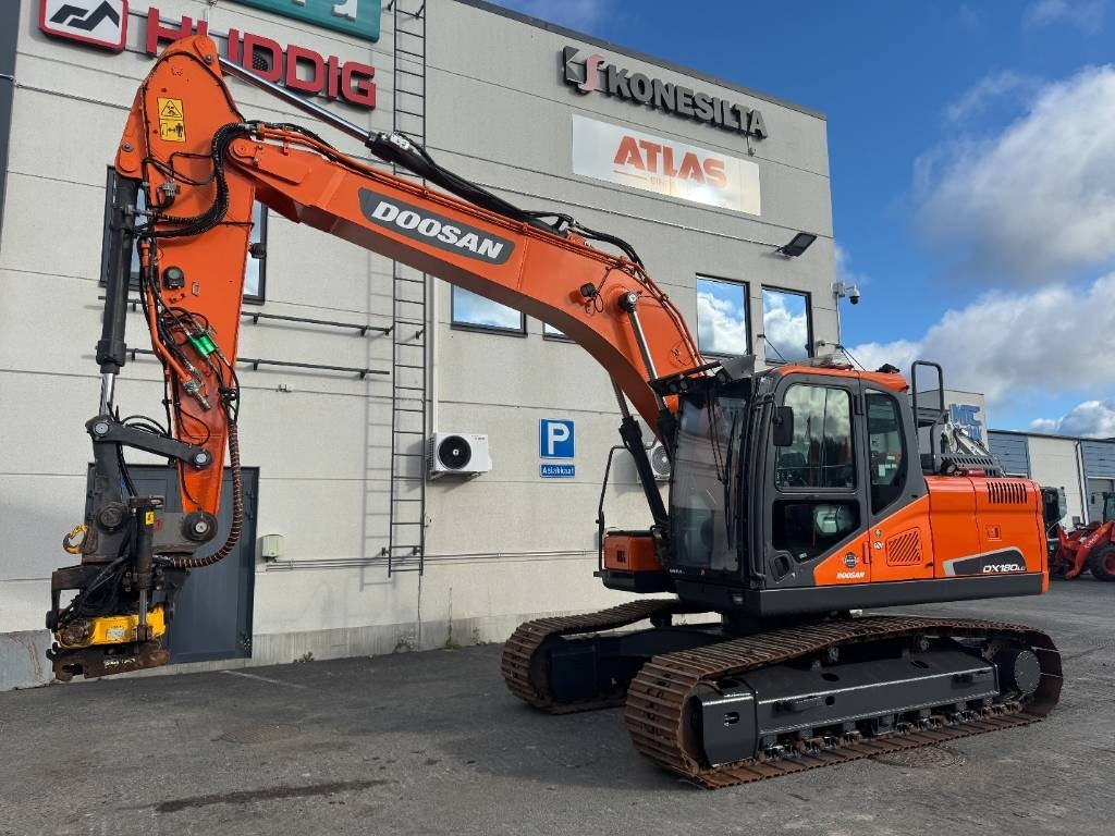 Doosan DX180LC-5 PYÖRITTÄJÄLLÄ - Гусеничный экскаватор: фото 2 Doosan DX180LC-5 PYÖRITTÄJÄLLÄ - Гусеничный экскаватор: фото 2