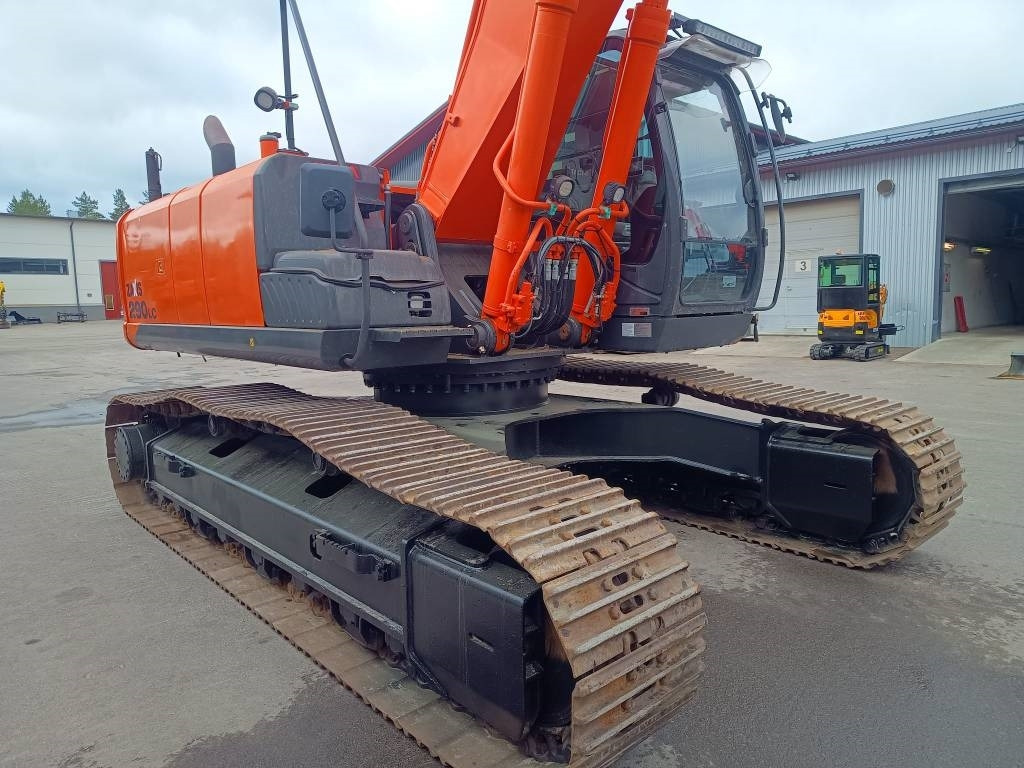 Гусеничный экскаватор Hitachi MYYTY! SOLD! ZX290LC-5 HUIPPUVARUSTEET: фото 9 Гусеничный экскаватор Hitachi MYYTY! SOLD! ZX290LC-5 HUIPPUVARUSTEET: фото 9