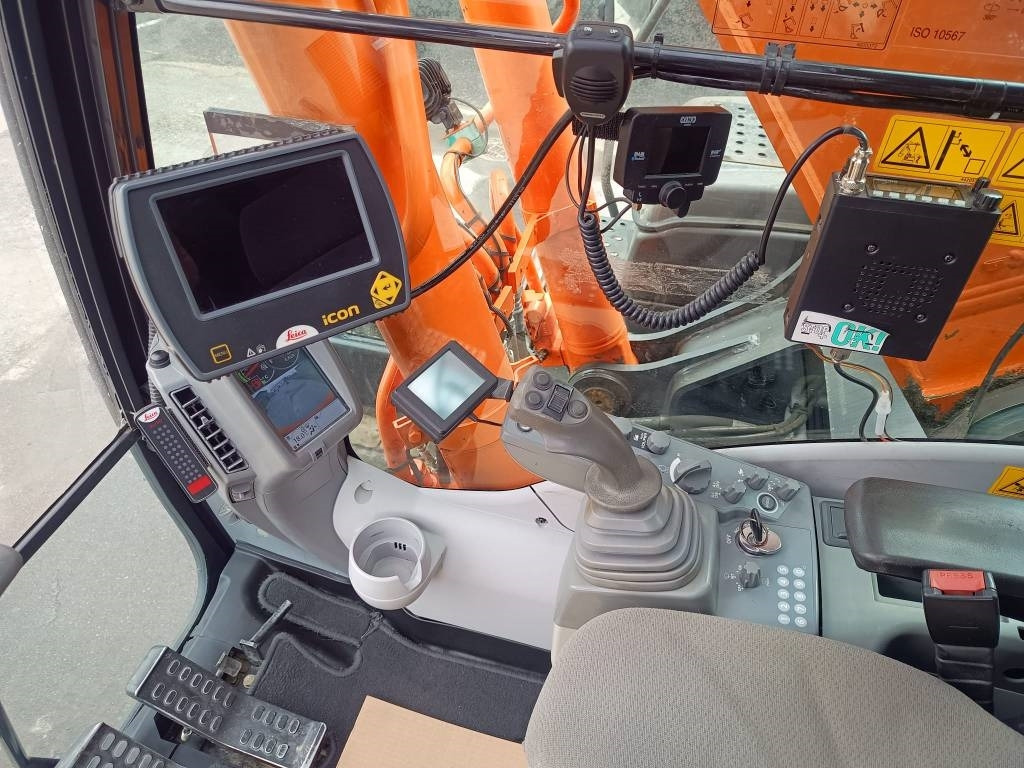 Гусеничный экскаватор Hitachi MYYTY! SOLD! ZX290LC-5 HUIPPUVARUSTEET: фото 17 Гусеничный экскаватор Hitachi MYYTY! SOLD! ZX290LC-5 HUIPPUVARUSTEET: фото 17