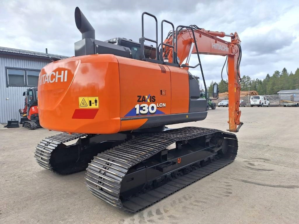Hitachi ZX130LCN-6M -METSÄMALLI- - Гусеничный экскаватор: фото 5 Hitachi ZX130LCN-6M -METSÄMALLI- - Гусеничный экскаватор: фото 5