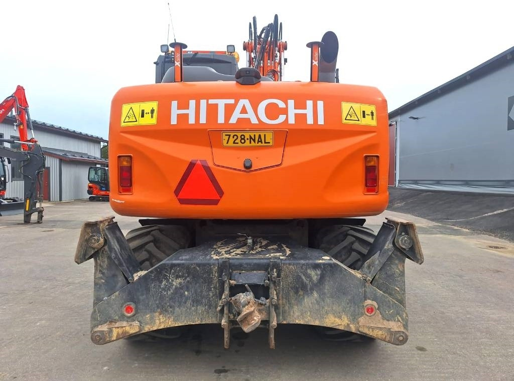 Hitachi ZX140W-5 HUIPPUVARUSTEET - Колёсный экскаватор: фото 3 Hitachi ZX140W-5 HUIPPUVARUSTEET - Колёсный экскаватор: фото 3