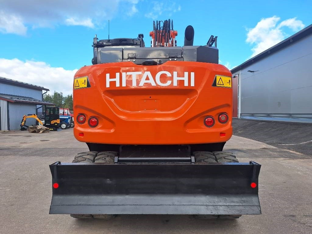 Hitachi ZX155W-7 -STAGE 5- VÄHÄN AJETTU - Колёсный экскаватор: фото 3 Hitachi ZX155W-7 -STAGE 5- VÄHÄN AJETTU - Колёсный экскаватор: фото 3