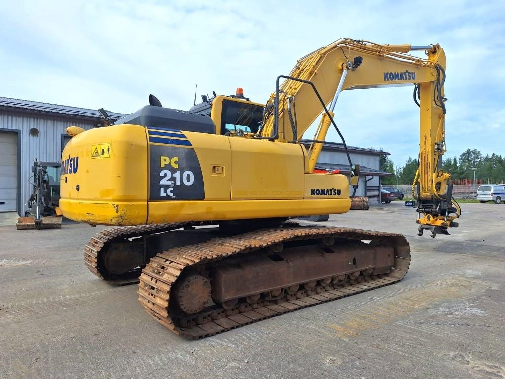 Komatsu MYYTY! SOLD! PC210LC-8 PYÖRITTÄJÄLLÄ - Гусеничный экскаватор: фото 4 Komatsu MYYTY! SOLD! PC210LC-8 PYÖRITTÄJÄLLÄ - Гусеничный экскаватор: фото 4