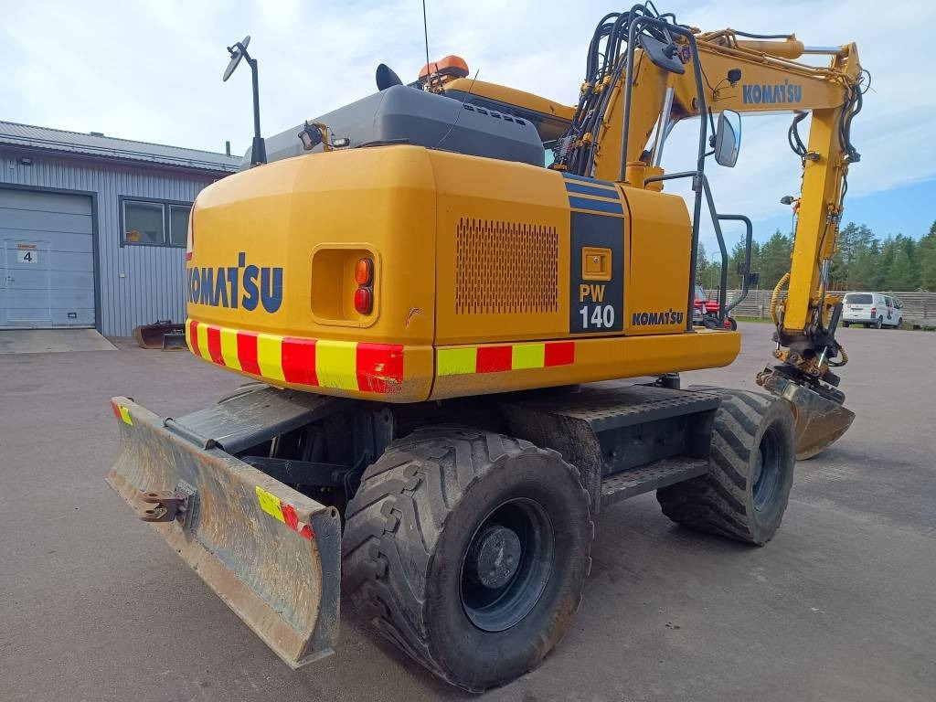 Komatsu MYYTY! SOLD! PW140-7 PYÖRITTÄJÄLLÄ  - Колёсный экскаватор: фото 5 Komatsu MYYTY! SOLD! PW140-7 PYÖRITTÄJÄLLÄ  - Колёсный экскаватор: фото 5