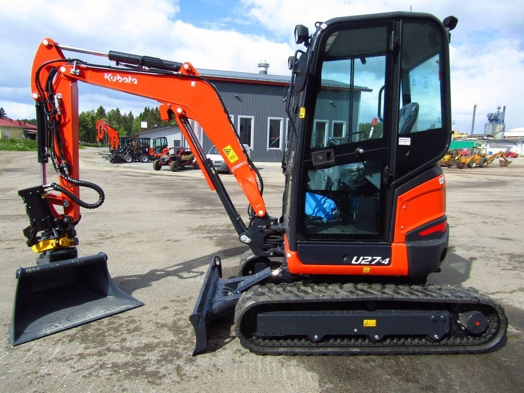 Kubota U27-4 UUSI, PYÖRITTÄJÄLLÄ - Мини-экскаватор: фото 1 Kubota U27-4 UUSI, PYÖRITTÄJÄLLÄ - Мини-экскаватор: фото 1