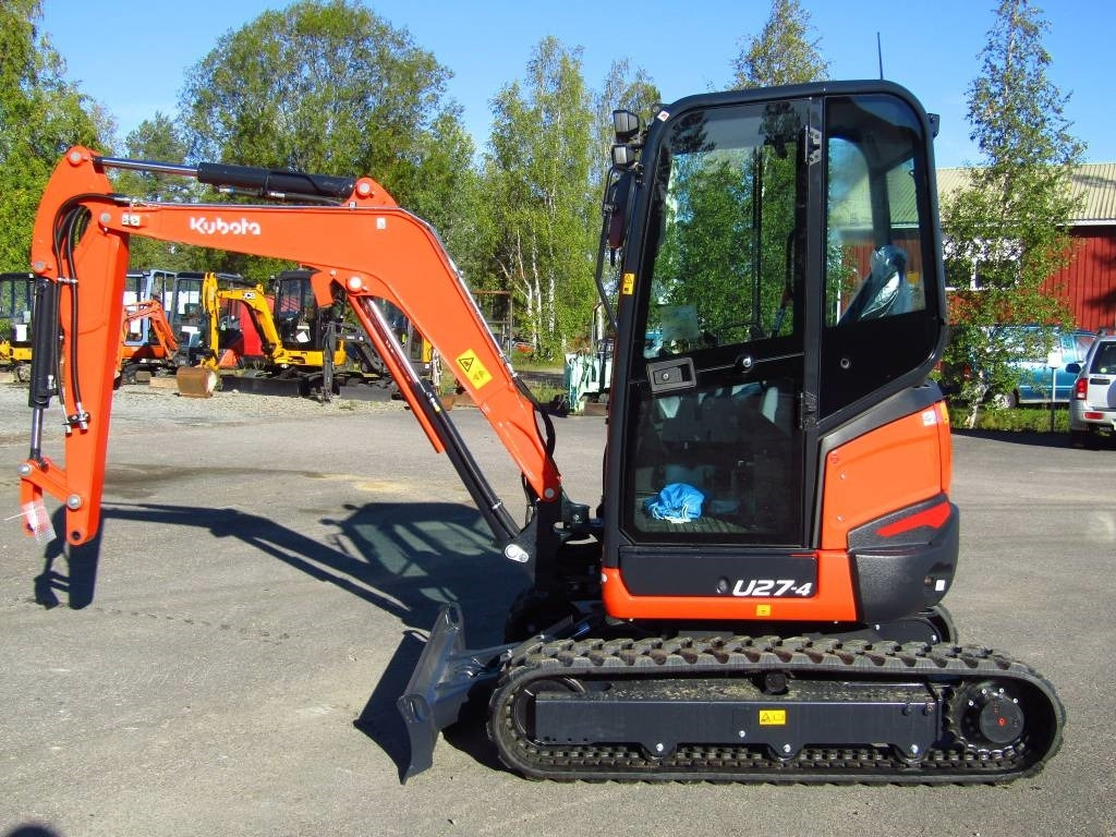 Kubota U27-4 UUSI, TAKUU 24KK - Мини-экскаватор: фото 1 Kubota U27-4 UUSI, TAKUU 24KK - Мини-экскаватор: фото 1