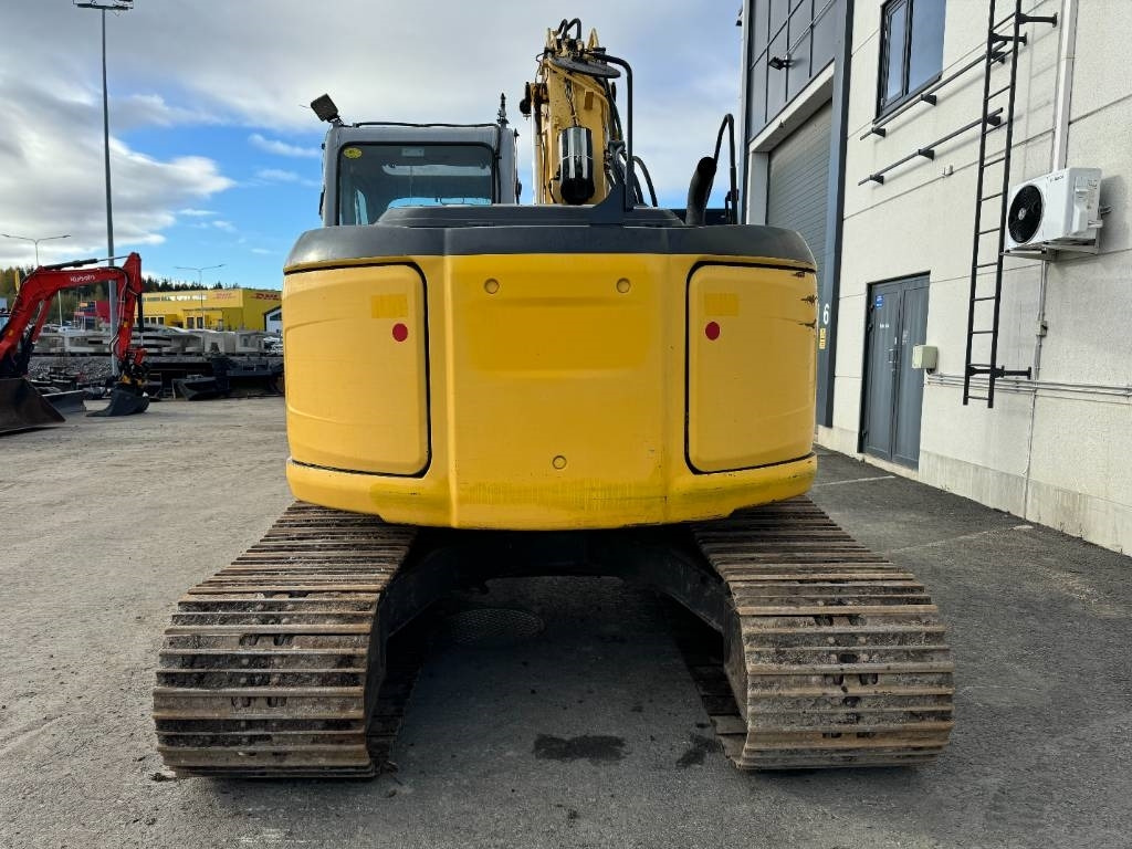 New Holland E135BSR-2 PYÖRITTÄJÄLLÄ - Гусеничный экскаватор: фото 3 New Holland E135BSR-2 PYÖRITTÄJÄLLÄ - Гусеничный экскаватор: фото 3