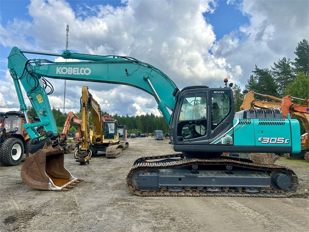 New Holland Kobelco E305C EVO - Гусеничный экскаватор: фото 1 New Holland Kobelco E305C EVO - Гусеничный экскаватор: фото 1