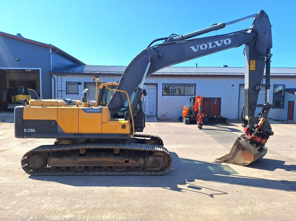 Volvo EC220DL PYÖRITTÄJÄLLÄ - Гусеничный экскаватор: фото 5 Volvo EC220DL PYÖRITTÄJÄLLÄ - Гусеничный экскаватор: фото 5
