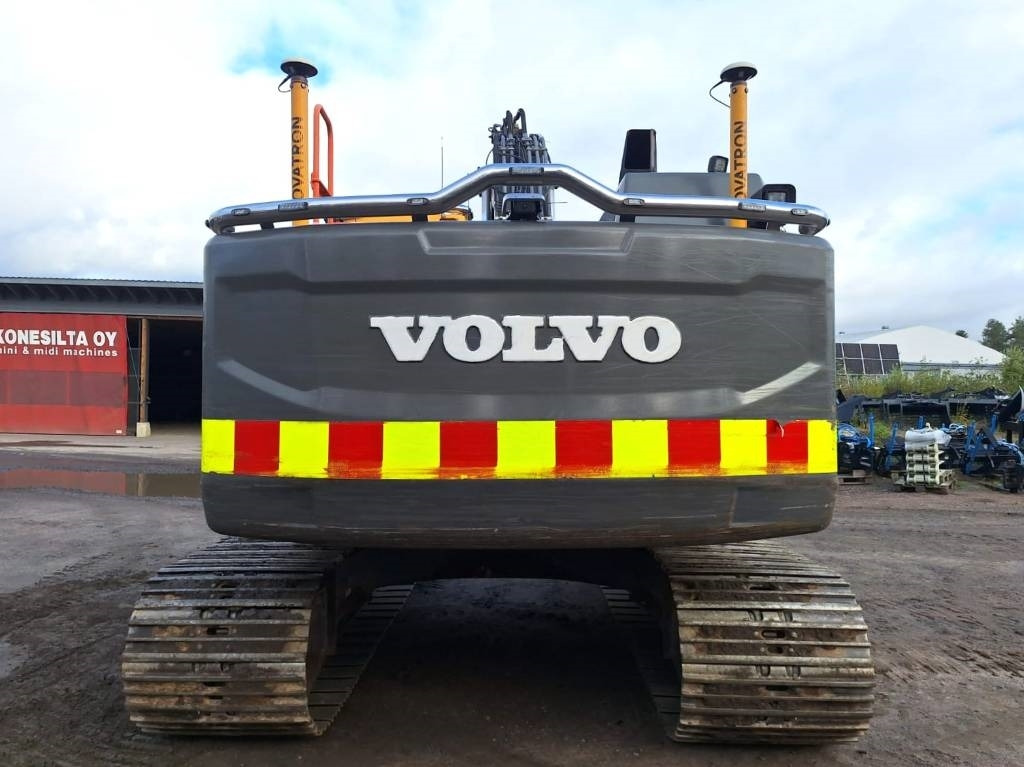 Volvo EC220EL HUIPPUVARUSTEILLA  - Гусеничный экскаватор: фото 3 Volvo EC220EL HUIPPUVARUSTEILLA  - Гусеничный экскаватор: фото 3