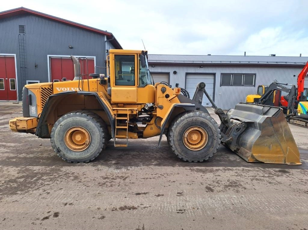 Volvo L150E VAAKA, V-KÄRKIKAUHA - Колёсный погрузчик: фото 5 Volvo L150E VAAKA, V-KÄRKIKAUHA - Колёсный погрузчик: фото 5