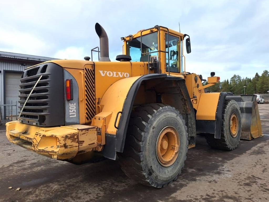 Volvo L150E VAAKA, V-KÄRKIKAUHA - Колёсный погрузчик: фото 4 Volvo L150E VAAKA, V-KÄRKIKAUHA - Колёсный погрузчик: фото 4