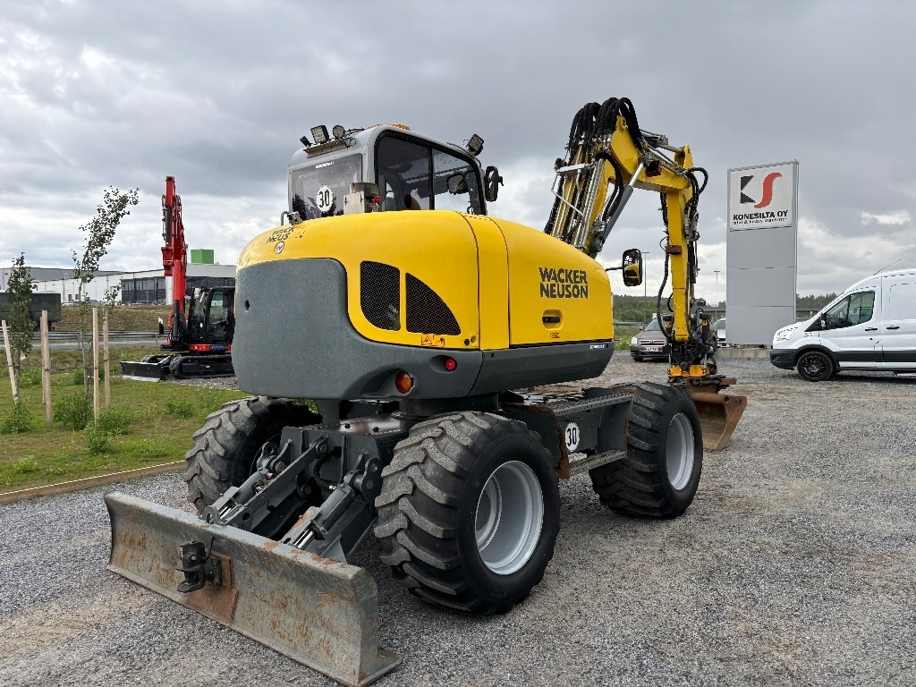 Wacker Neuson EW 100  - Колёсный экскаватор: фото 4 Wacker Neuson EW 100  - Колёсный экскаватор: фото 4