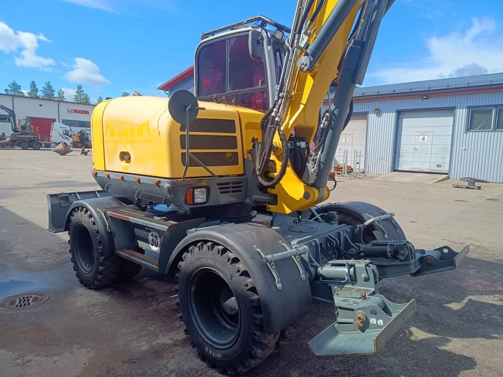 Wacker Neuson EW100 PYÖRITTÄJÄLLÄ  - Колёсный экскаватор: фото 4 Wacker Neuson EW100 PYÖRITTÄJÄLLÄ  - Колёсный экскаватор: фото 4